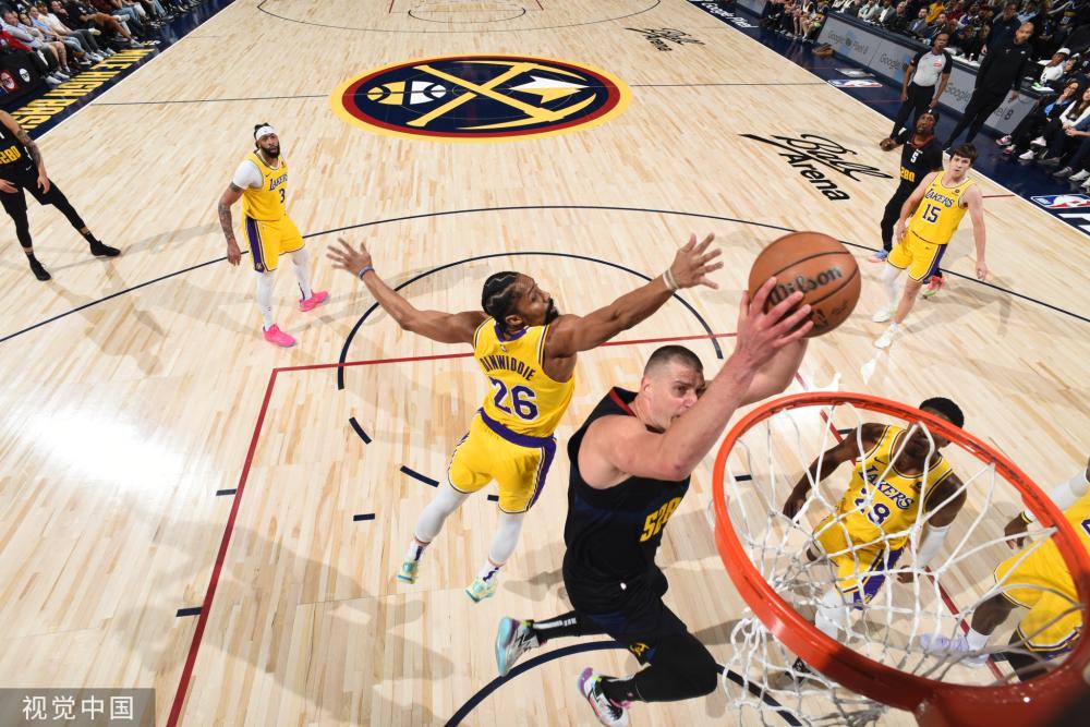 泰伦-卢：小卡很多伤病管理都是我们决定的 球队得保护他并非他不想打球